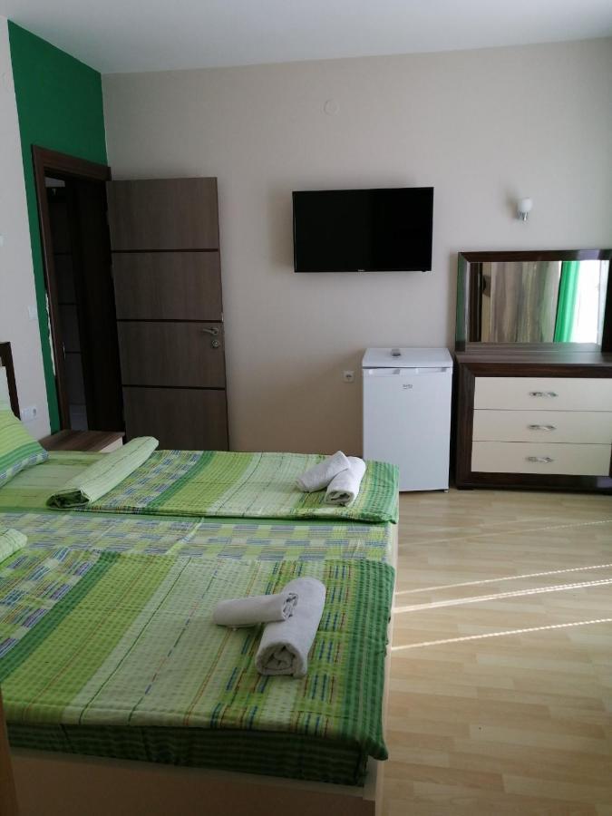 Villa Mimi Пештани Экстерьер фото