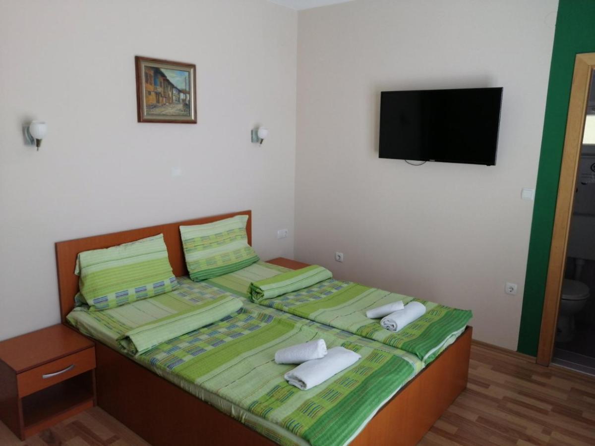 Villa Mimi Пештани Экстерьер фото