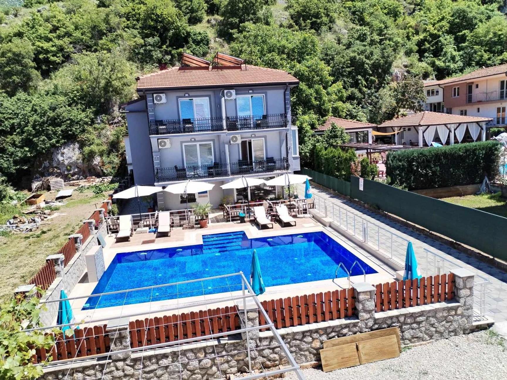 Villa Mimi Пештани Экстерьер фото