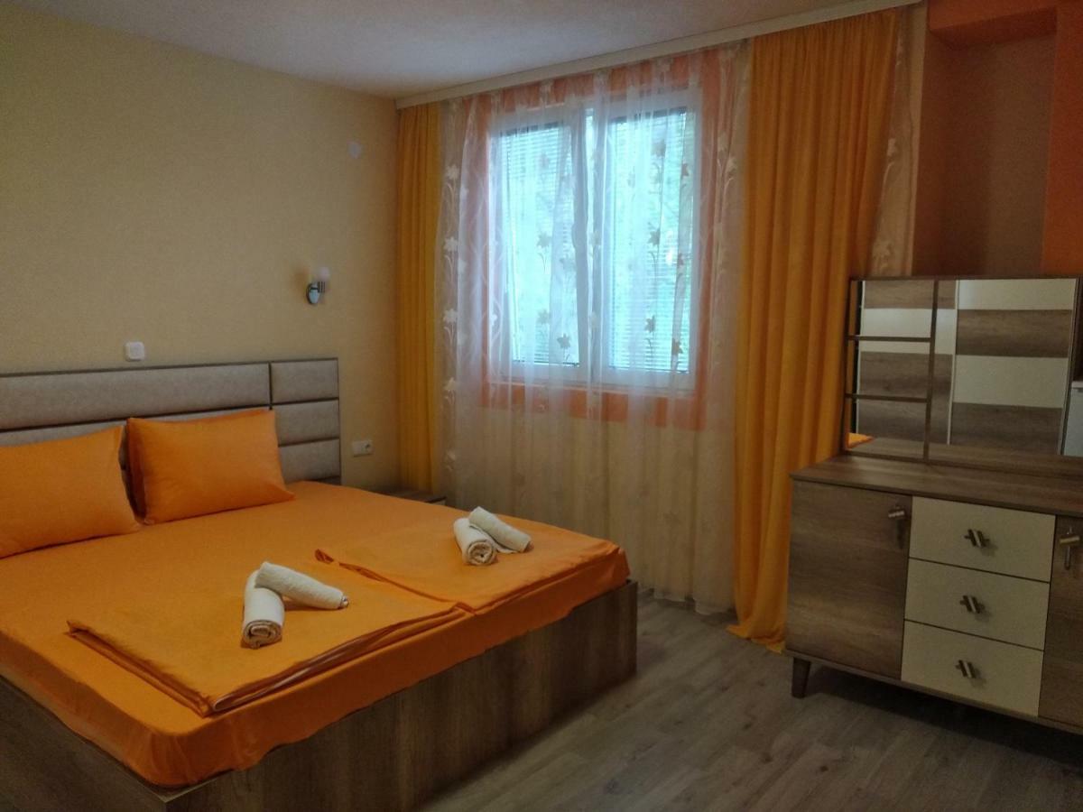 Villa Mimi Пештани Экстерьер фото